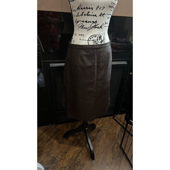 Talbots Leather skirt - Picture 2 of 3